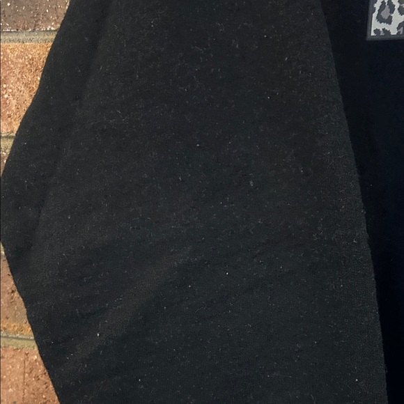 Leopard Print 'MAMA' Black Sweatshirt - Picture 5 of 9